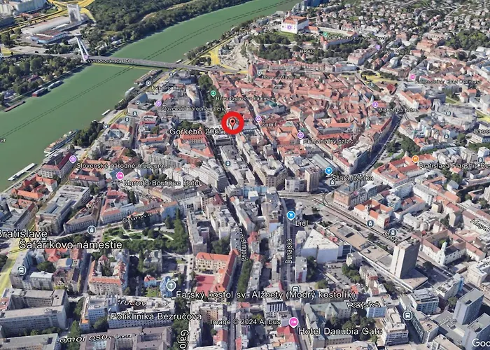 Modern In Historic Center Old Town Apartament